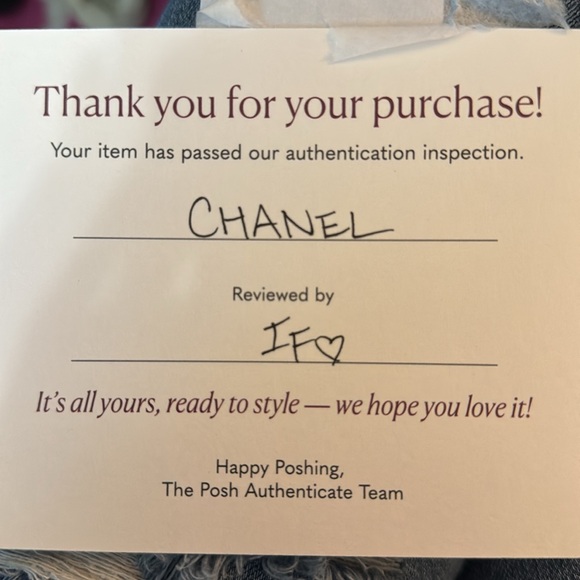 Dark Pink Chanel Wallet, Excellent condition. Cert. Posh HQ. Hologram intact - Picture 4 of 5